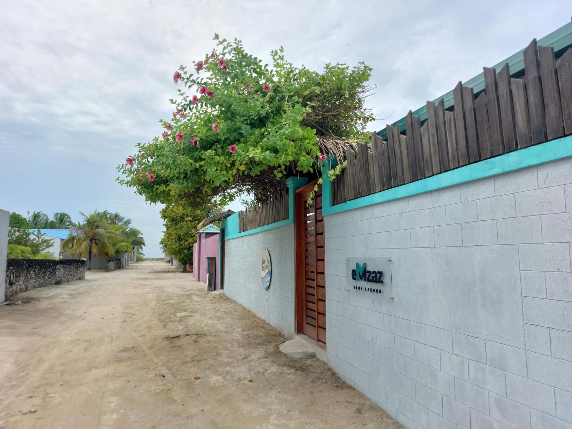 Emzaz Blue Lagoon Ugoofaaru Bagian luar foto